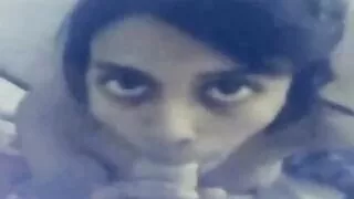 Abella Pericolo sesso in una giornata tradimento amatoriale estiva sul prato.