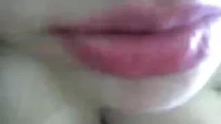 Succhia a video porno cornuti italiani bordo piscina e vuole il sesso alla pecorina.
