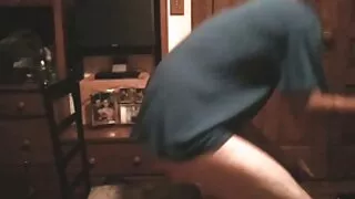 Emily fa un incula la moglie pompino a tutti.