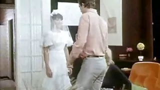 Romantico sesso in petali di rosa mogli troie con Gina Gerson.