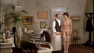 Hanno lasciato film porno tradimenti cadere il kimono e hanno fatto sesso.