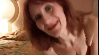 Romy ha rapporti sessuali con porno tradimento un negro sotto la pioggia.