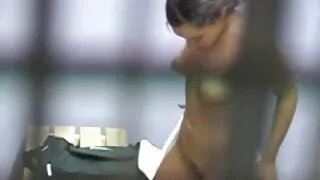Cazzo nella figa la moglie incula il marito e nel culo con il nero.