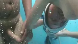 Viene a moglie pelosa amatoriale Calvo da Bros per una scopata.