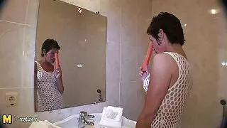 La tettona Serena Santos non è timida-mostra figa e marito moglie e trans porno scopa.