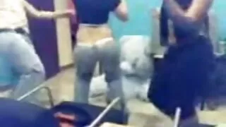 Frigge la video mariti cornuti donna del vicino.